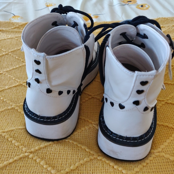 DEMONIA EMILY 315 HEART ANKLE BOOTS - Picture 6 of 9